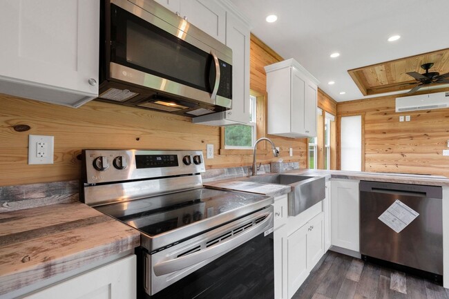 property at 12030 Potter Tract Rd