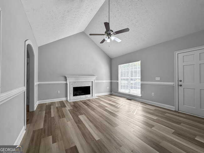 877 City Pond Rd in Winder, GA - Building Photo - Building Photo