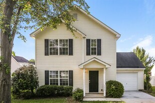 5900 Hewitt Dr in Charlotte, NC - Building Photo