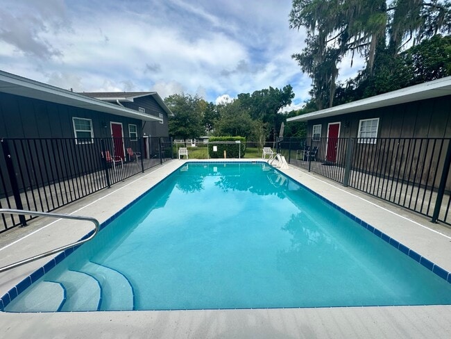 property at 306 Lake Millsite Rd E