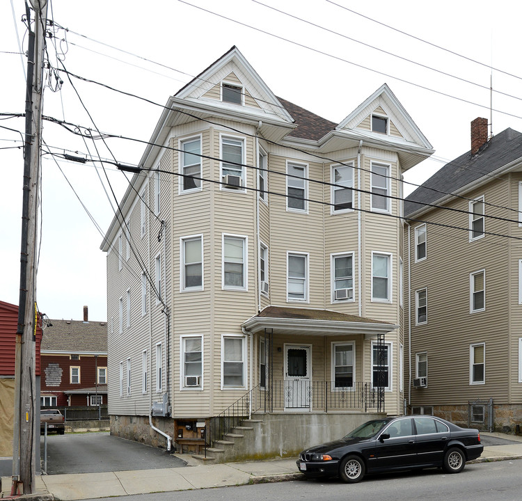 190 Nash Rd in New Bedford, MA - Building Photo