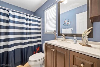 151 Crown Dr in Naples, FL - Building Photo - Building Photo