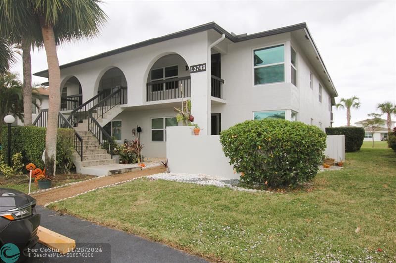 13749 Date Palm Ct in Delray Beach, FL - Foto de edificio