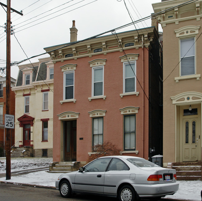 2340 Ohio Ave in Cincinnati, OH - Building Photo - Building Photo