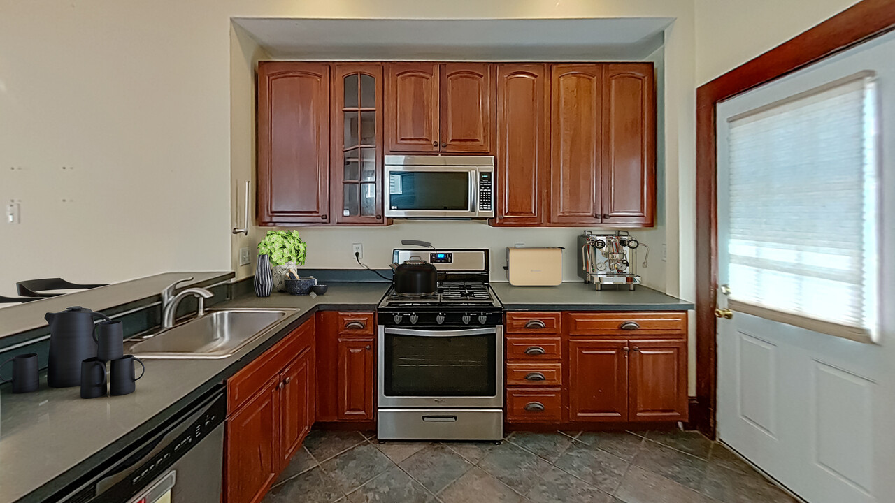 126 Calumet St, Unit #2 in Boston, MA - Foto de edificio