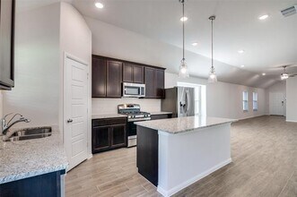 722 Gentle Bird Dr in Lavon, TX - Building Photo - Building Photo