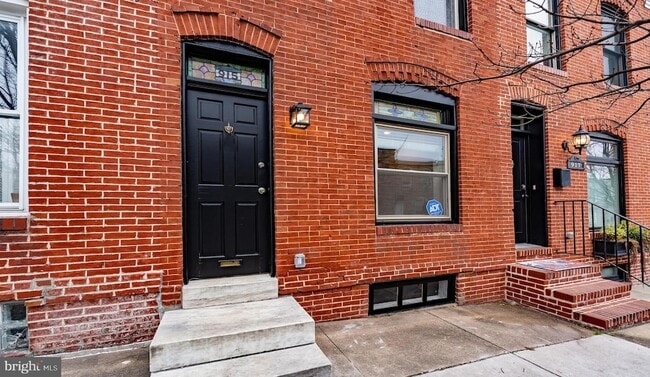 915 S Bouldin St in Baltimore, MD - Foto de edificio - Building Photo