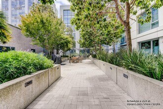 631 Folsom St in San Francisco, CA - Building Photo - Building Photo