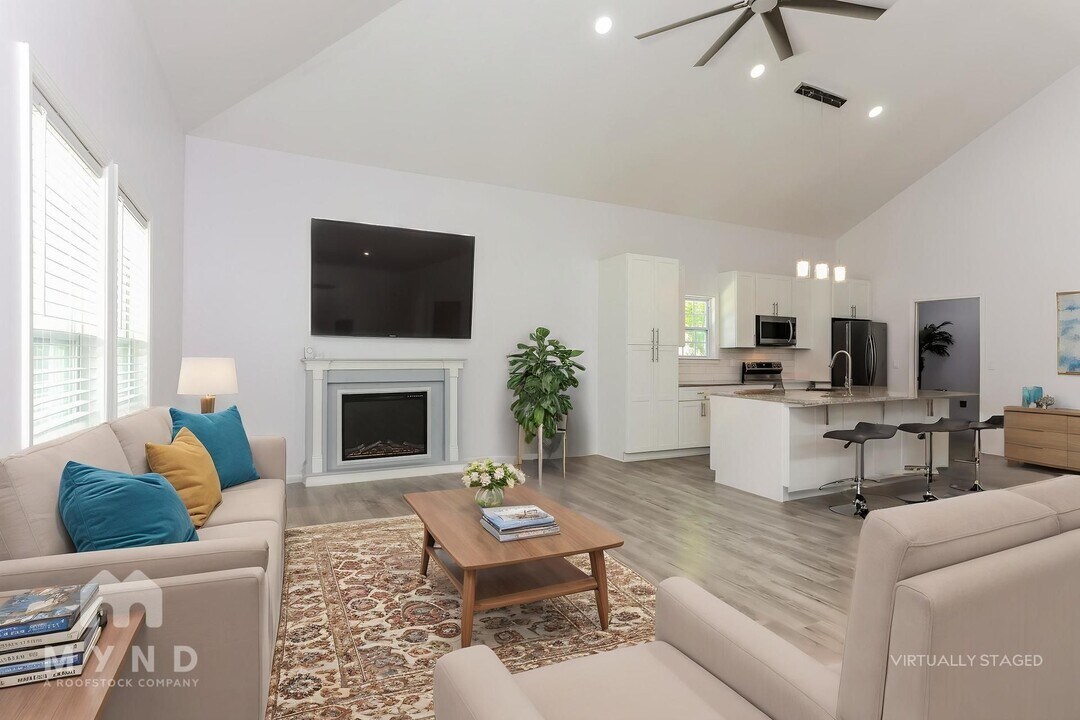 2050 Meador Ave SE in Atlanta, GA - Building Photo