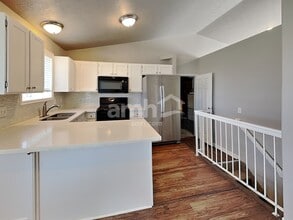 3151 Marcrest Dr in West Valley City, UT - Building Photo - Building Photo