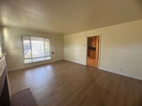 100 Ruth Ct in Sacramento, CA - Building Photo - Building Photo