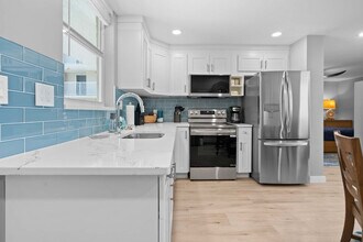 5600 Bonita Beach Rd SW in Bonita Springs, FL - Building Photo - Building Photo