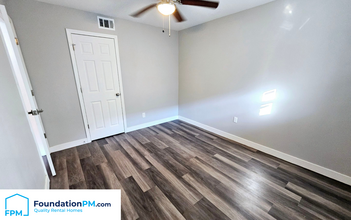 2401 Alcy Manor Ln in Memphis, TN - Building Photo - Building Photo