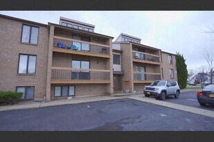 614 Englewood Ave in Tonawanda, NY - Building Photo