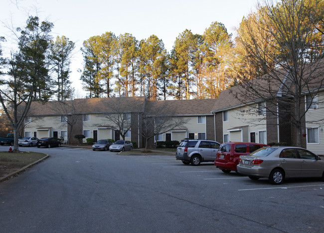 Shenandoah Apartments in Newnan, GA - Building Photo - Building Photo