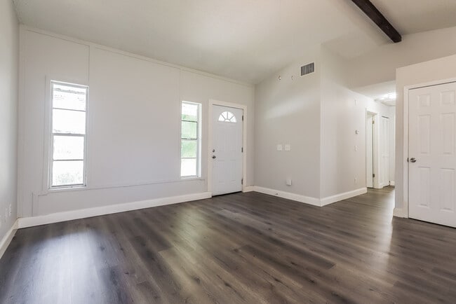 1305 E Bay St in Bartow, FL - Building Photo - Building Photo