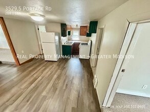 3529.5 Portage Rd in Madison, WI - Building Photo - Building Photo