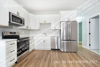 42 Grand St in Worcester, MA - Building Photo - Building Photo