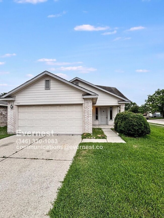 property at 19402 Sandy Woods Dr