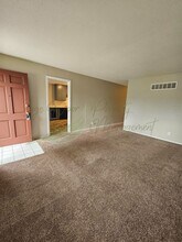 1406 SW Sunset St in Blue Springs, MO - Building Photo - Building Photo