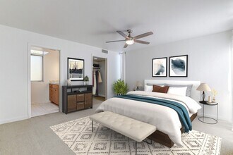 The Towers in Palm Springs, CA - Building Photo - Building Photo