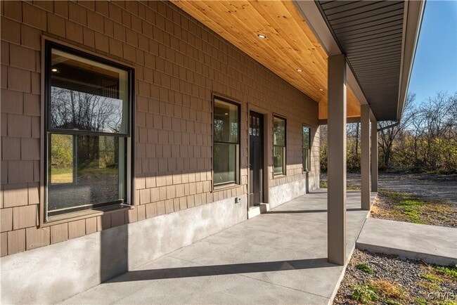 118a Kirkland Ave in Clinton, NY - Building Photo - Building Photo