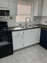 5263 Cresthaven Blvd in West Palm Beach, FL - Building Photo - Building Photo