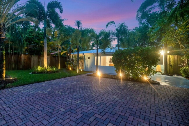 1317 NE 1st Ave. in Fort Lauderdale, FL - Building Photo - Building Photo