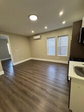 18 Reed St in Jersey City, NJ - Building Photo - Building Photo