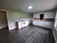 1951 S Ash St photo'