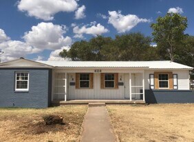 4114 35th St in Lubbock, TX - Building Photo