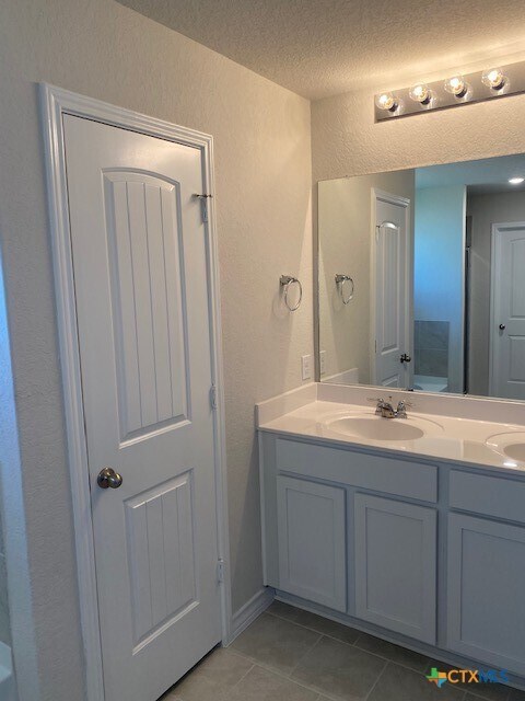 property at 416 Red River