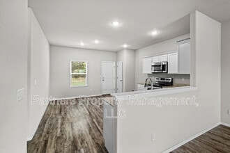 2287 S Ouachita Dr in Fayetteville, AR - Building Photo - Building Photo