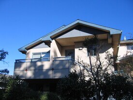 1310 Neilson St, Unit D in Berkeley, CA - Building Photo