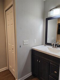 8 POINSETTIA Dr photo'