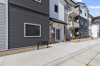 PrairiE Lofts A and B in Luverne, MN - Foto de edificio - Building Photo