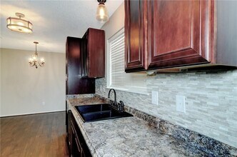 1704 Northbrook Ln in Sherman, TX - Building Photo - Building Photo