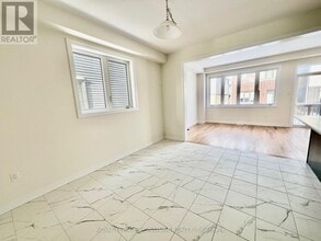 26 Monteith Dr in Brantford, ON - Building Photo - Building Photo