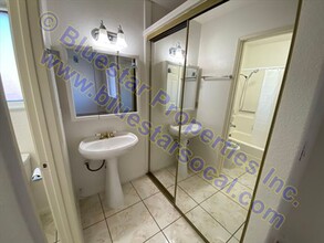 16214 Puesta Del Sol Dr in Victorville, CA - Building Photo - Building Photo