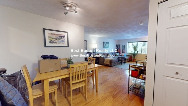 84 Grant St, Unit 4 in Somerville, MA - Building Photo - Building Photo