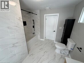 169 Ottawa St S in Hamilton, ON - Building Photo - Building Photo