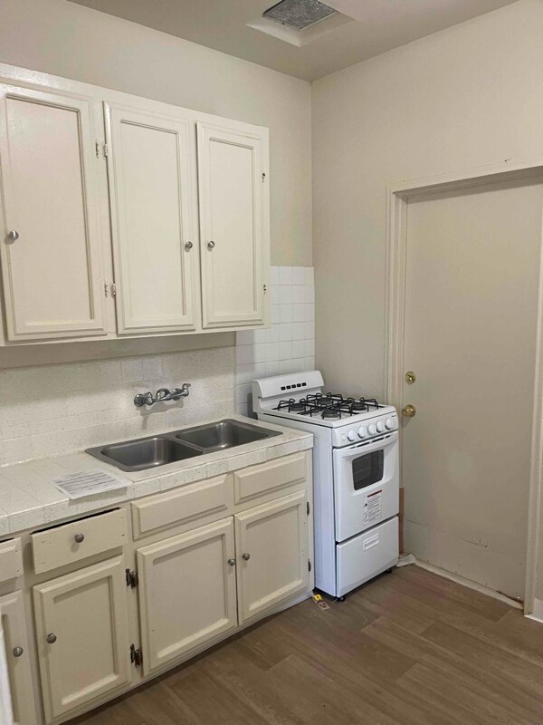 4124 C St in San Diego, CA - Foto de edificio - Building Photo