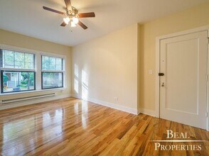1305 Oak Ave in Evanston, IL - Building Photo - Building Photo
