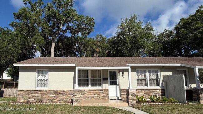 27 Seminole Dr