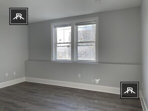 118 Kenrick St in Boston, MA - Building Photo - Building Photo