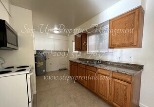 19199 Beauchamp Dr in Sonora, CA - Building Photo - Building Photo