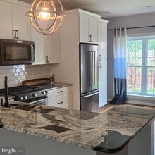 7112 Cold Spring Ct in Alexandria, VA - Building Photo - Building Photo