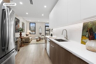 760 Metropolitan Ave in Brooklyn, NY - Building Photo - Building Photo