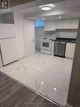44 Valencourt Dr in Welland, ON - Building Photo - Building Photo