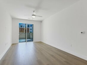 1701 Simond Ave in Austin, TX - Building Photo - Building Photo